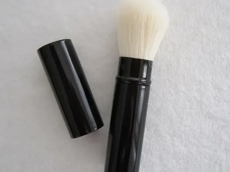 cosmetic-accessory.com 截图 · 化妆刷 Youmakeit